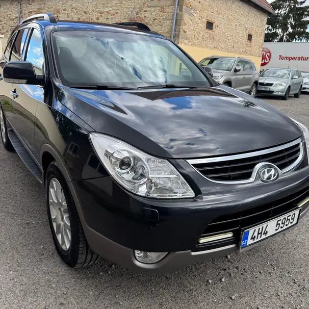 Hyundai IX55 2009 3.0 CRDI 7 míst A/T 4x4 CZ