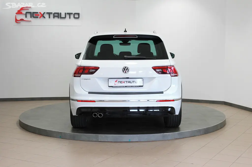 Volkswagen Tiguan, 1.5TSI 110 kW R-LINE 1.MAJITEL - fotka 4
