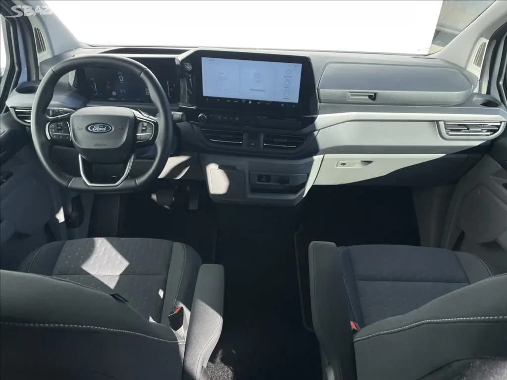 Ford Tourneo Custom, 2,0 EcoBlue AWD A8 L2 Titanium - fotka 6