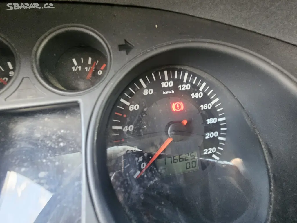 Seat IBIZA 1,2 - fotka 5