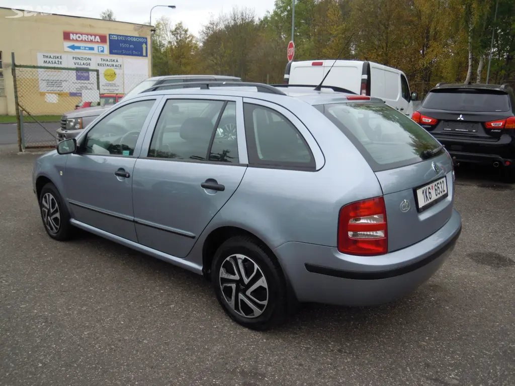 Škoda Fabia 1.2i 12V 47kw(64hp) r.v.9/2004 - fotka 5