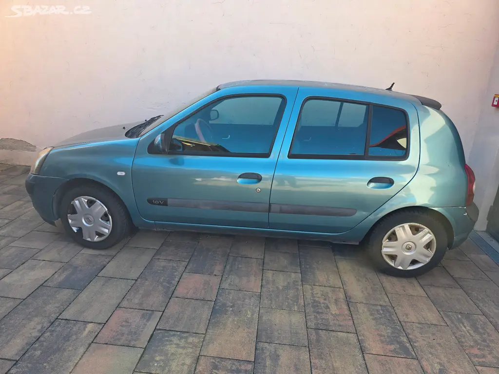 Renault Clio 1.2 16V STK do 10/2027 - fotka 2