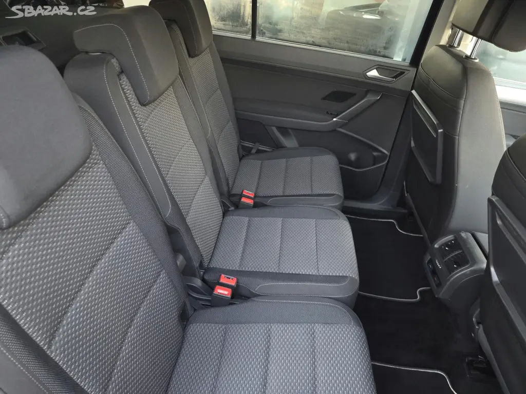 Volkswagen Touran, 1.5 TSI 7 MÍST - fotka 6