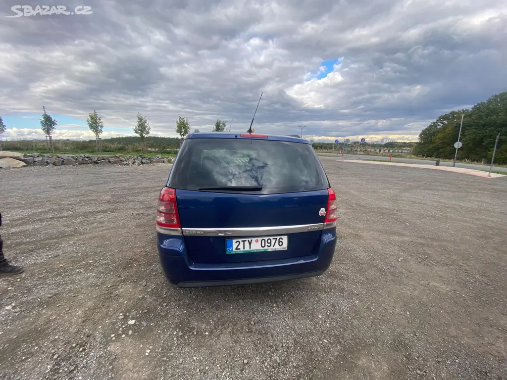 Opel Zafira - fotka 5