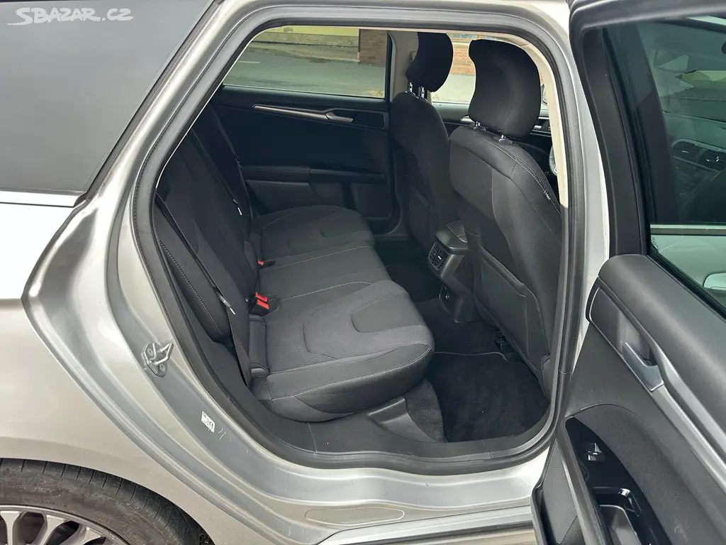 Ford Mondeo 1.5 EcoBoost Kombi (2016) LED, Vyhří - fotka 4