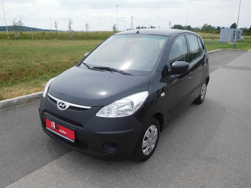 Hyundai i10 1.1i Style, 49 kW, Serviska
