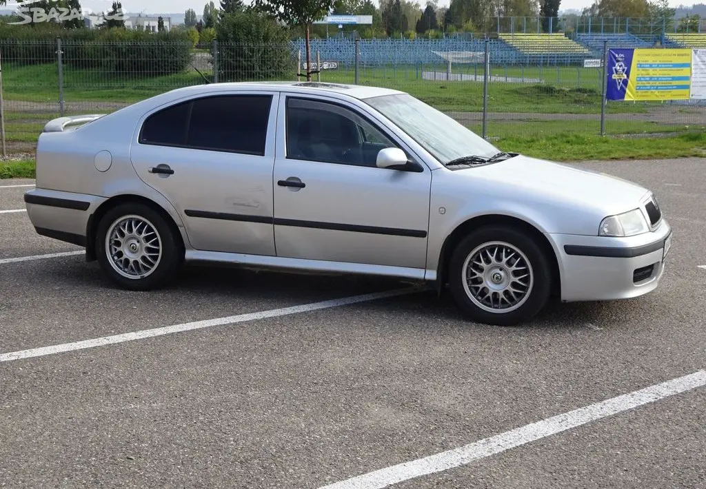 Škoda Octavia, 1.8 T (110 kw) r.v.1999 2.Majitel - fotka 2