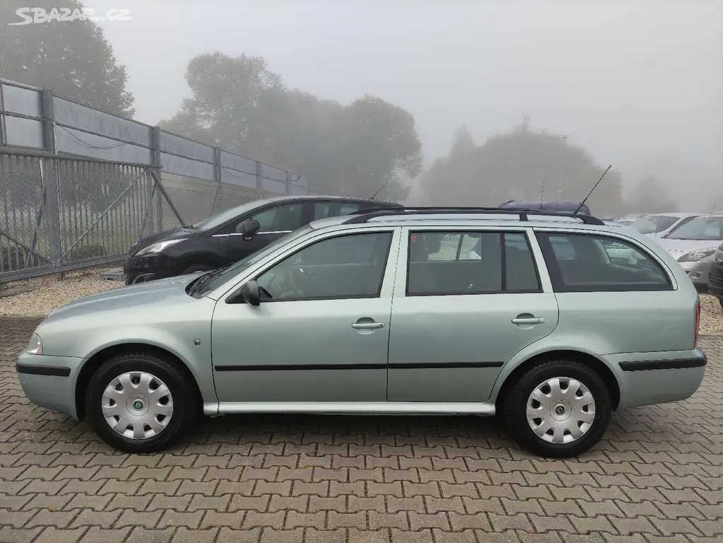 Škoda OCTAVIA I 1.6i 75KW,9/2009,TOUR ,BEZ KOROZE. - fotka 6