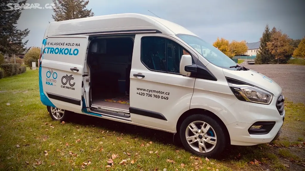 Prodám Ford Transit Custom 2.0 d L2H2 - fotka 2