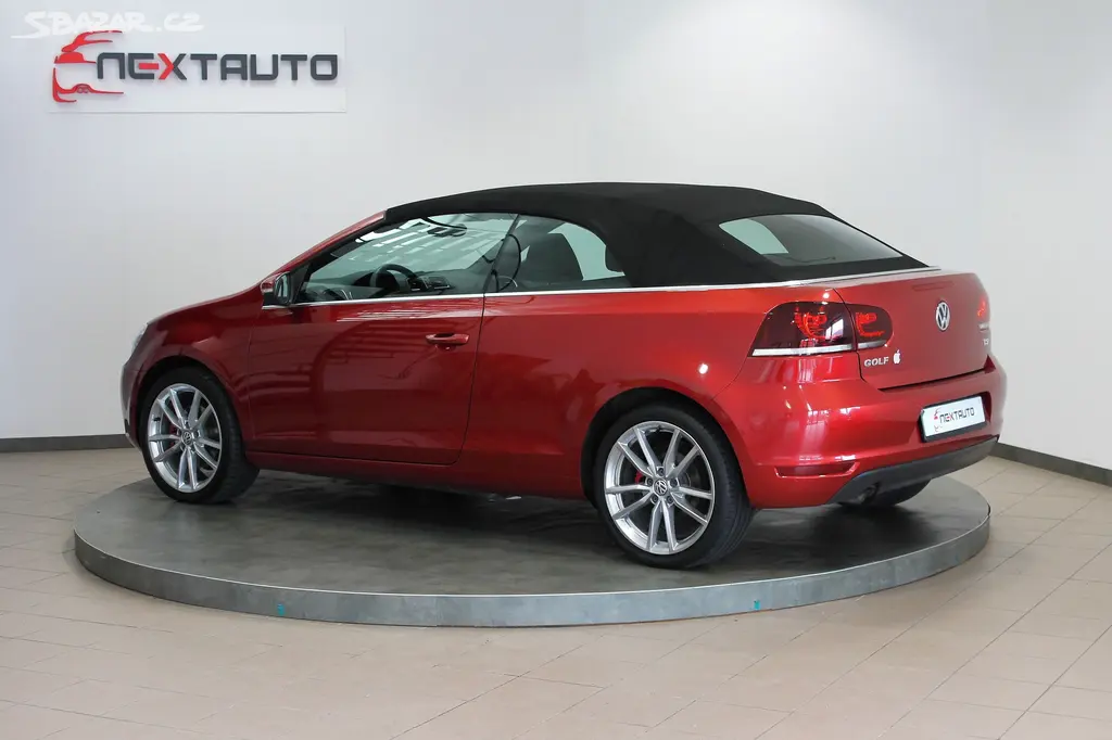 Volkswagen Golf, 1.2 TSI 77kW 1.MAJITEL,S.KNIHA - fotka 3