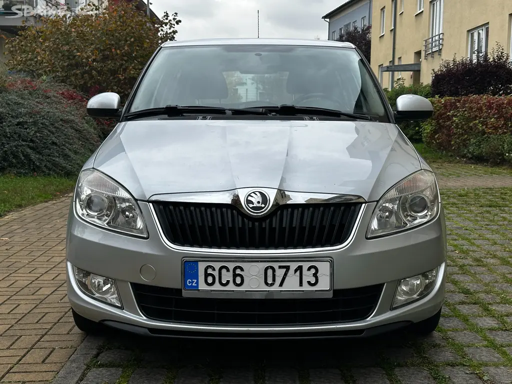 Škoda Fabia 1.2 TSI Elegance Climatronic Tempomat - fotka 2