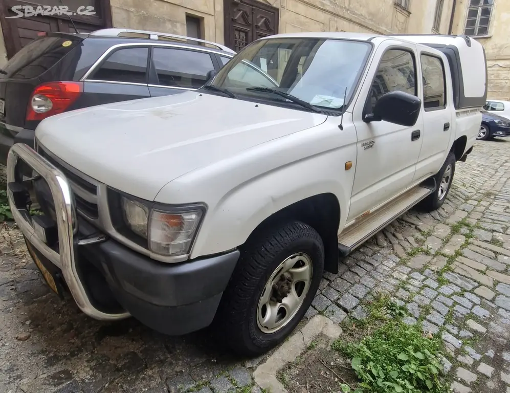 Toyotu Hilux 4x4, 2.4D - fotka 2