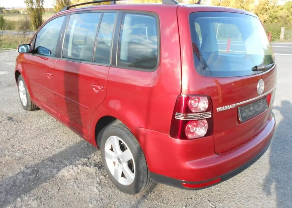 Volkswagen Touran 1,9 TDI 77 kW Nová spojka nafta - fotka 5