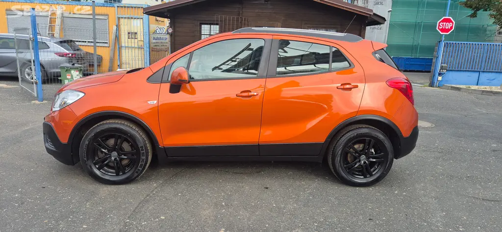 Opel Mokka, 1.6 i KLIMA, TAŽNÉ ZAŘ. - fotka 4