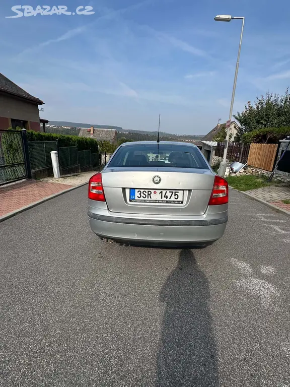 Škoda Octavia 2 1.9 TDI 77 KW 2008 - fotka 3