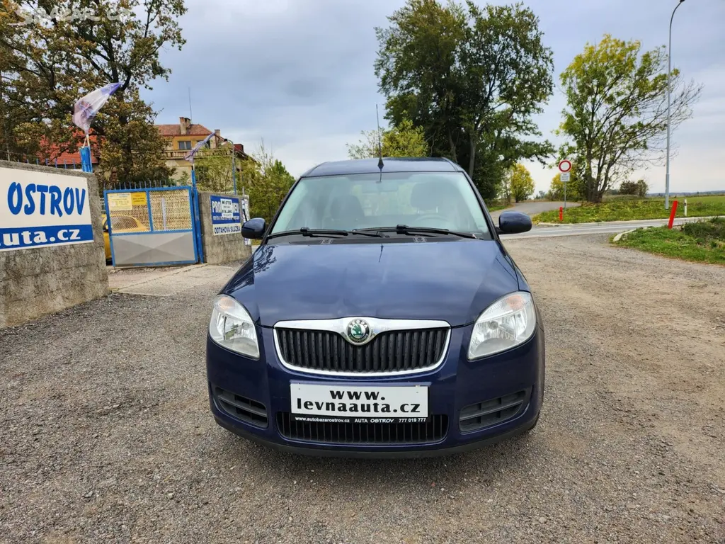 Škoda Roomster 1.2 12 V 86000 KM. - fotka 2