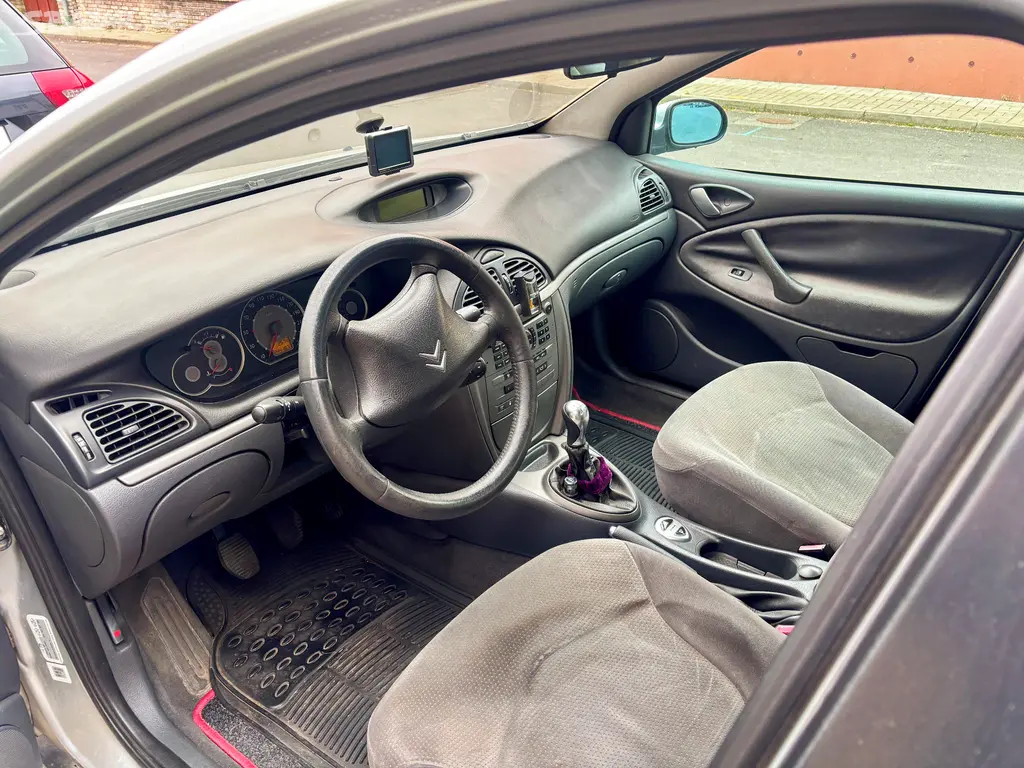 Citroen C5 Break 1.6 HDi (2004) - fotka 5