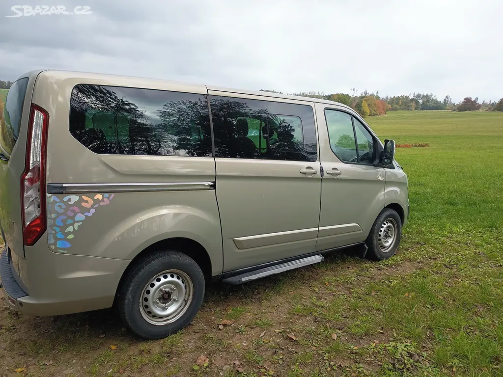 Ford tourneo custom - fotka 2