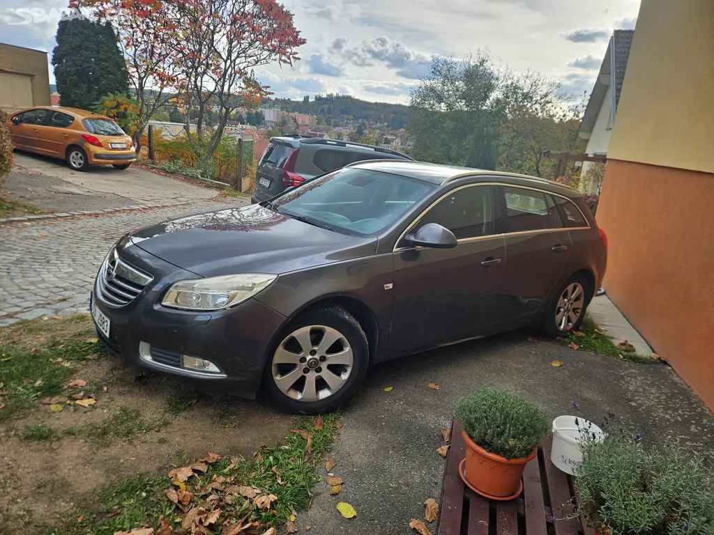 Opel Insignia, 1.8 benzín, manuál