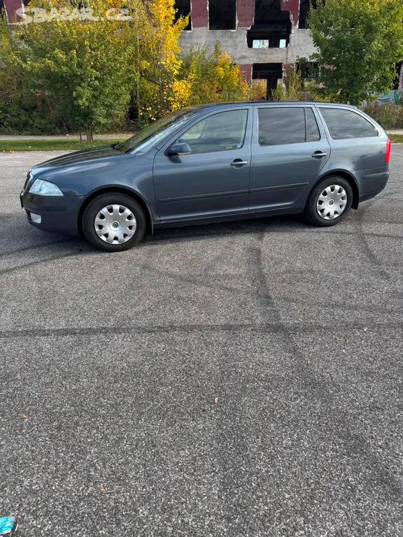 Octavia 2 combi 1.6 MPI 75kw - fotka 3