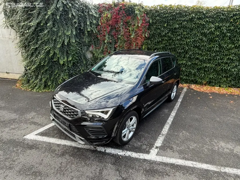 Seat Ateca 1.5 TSi/FR/Fulled/Kamera/Tažný/11Tkm - fotka 3