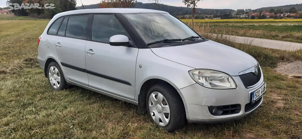 Škoda fabia 2 konbi 1,2 htp 2010 - fotka 3