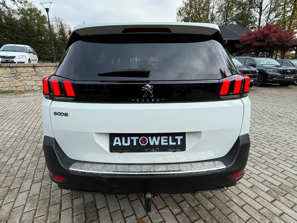Peugeot 5008 1.2 PT 96kW ALLURE /2017/TAŽNÉ/130TKM - fotka 5