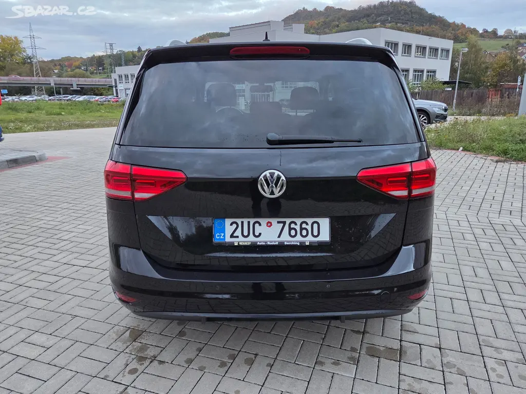 Volkswagen Touran 1.6 TDi 85 Kw Comfortline - fotka 4