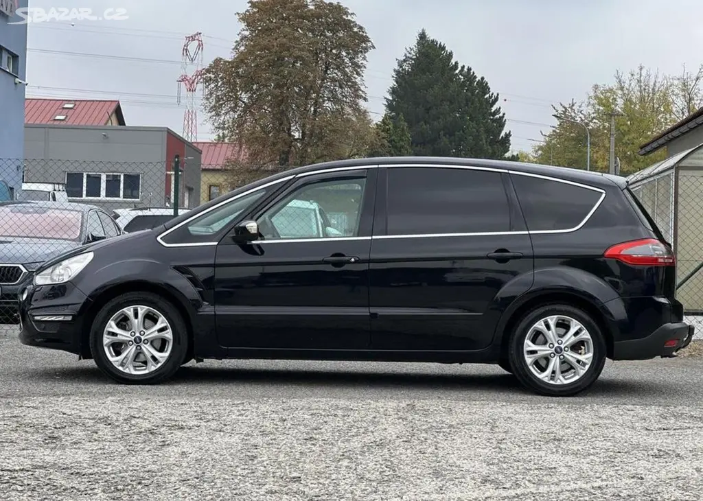 Ford S-MAX 2.0TDCi 7MÍST TAŽNÉ KLIMA ALU manuální - fotka 4