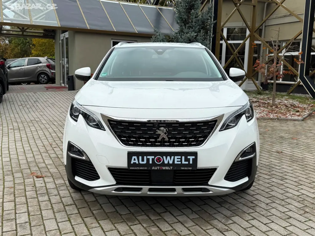 Peugeot 5008 1.2 PT 96kW ALLURE /2017/TAŽNÉ/130TKM - fotka 2