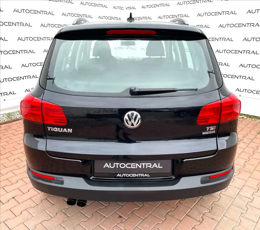 Volkswagen Tiguan, 1,4 TSi,90kW,serv.kniha - fotka 5