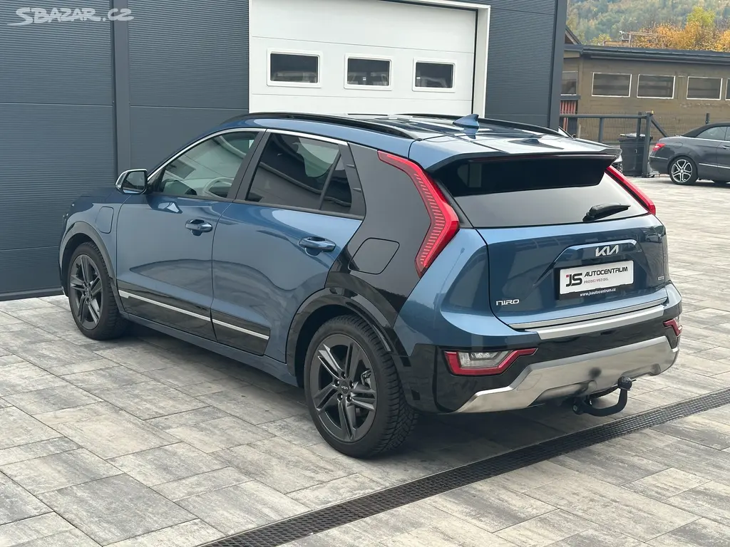 Kia Niro 1.6i GDI PHEV 184PS Spirit A/T - fotka 6