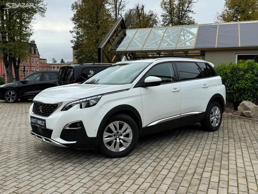 Peugeot 5008 1.2 PT 96kW ALLURE /2017/TAŽNÉ/130TKM - fotka 3