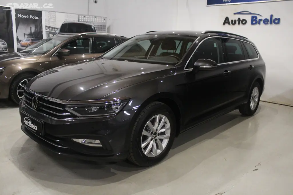 VW Passat B8 2.0 TDI 110kW DSG Tažné Webasto - fotka 2