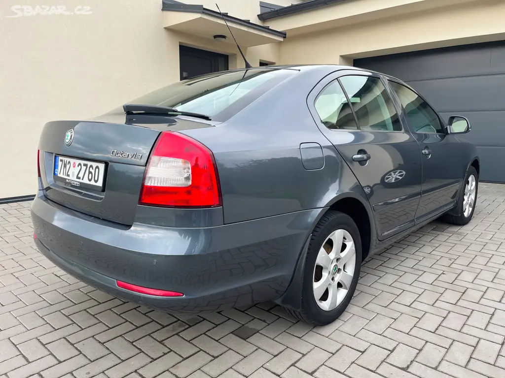 Škoda Octavia II 1.2TSi 77kw ELEGANCE 2010 - fotka 5