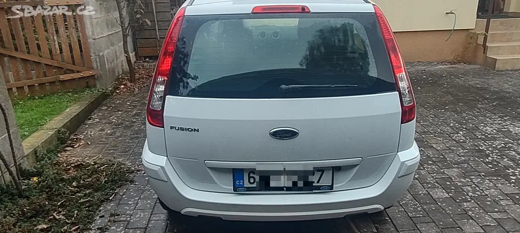 Ford Fusion 1.4 59kw 2010 - fotka 4