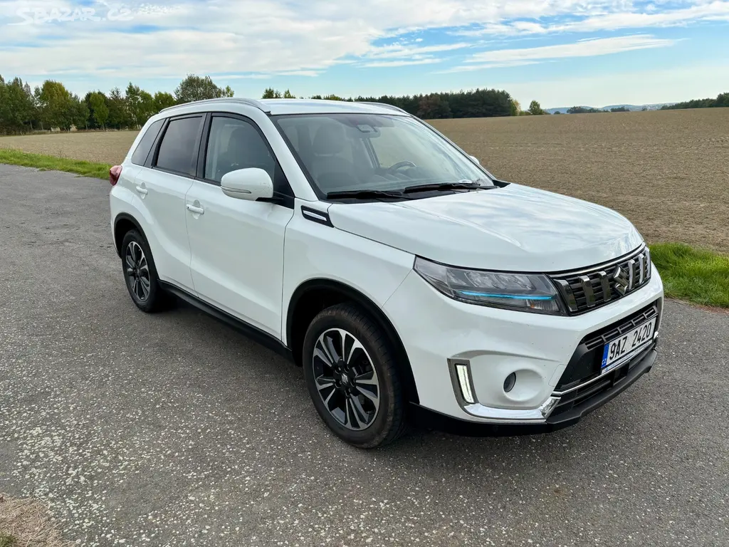 Suzuki Vitara 1.4 95kw AllGrip Hybrid 1.Majitel - fotka 6
