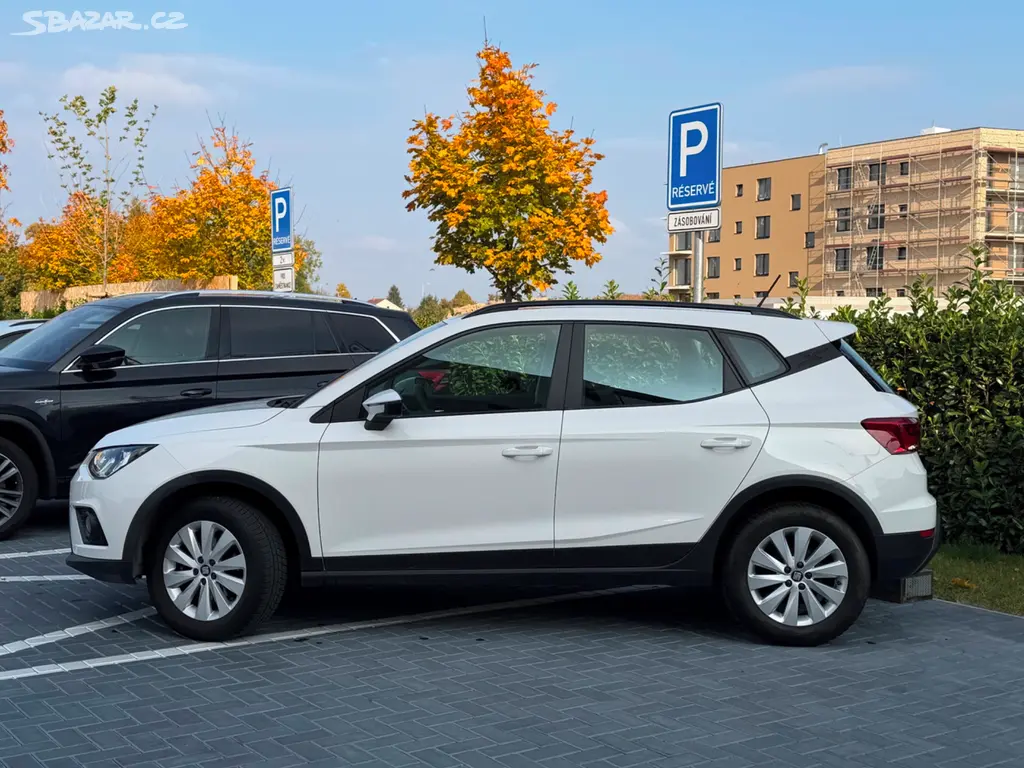 Seat Arona 1.0 tsi 70 kW / 2018 - fotka 3