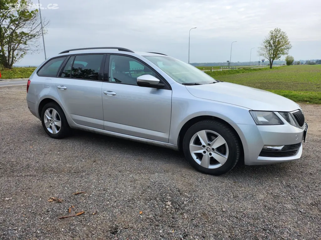 Škoda Octavia III 2020 1.6 TDI kombi - fotka 3