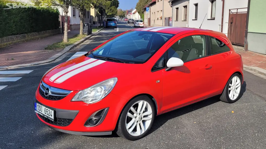 Opel Corsa 1.2 63 kW | 2012 | klima | 17" kola