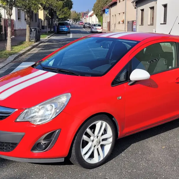 Opel Corsa 1.2 63 kW | 2012 | klima | 17" kola