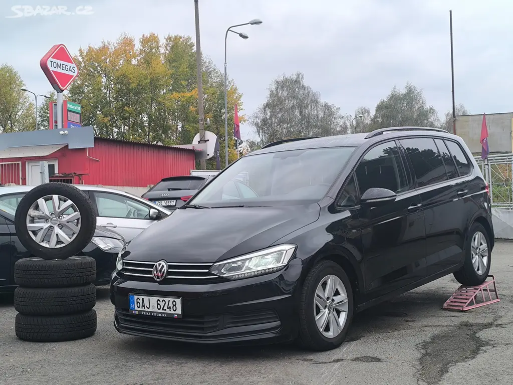 Volkswagen Touran 1.6 TDi 85kW,Nai,Temp,AL,Webasto