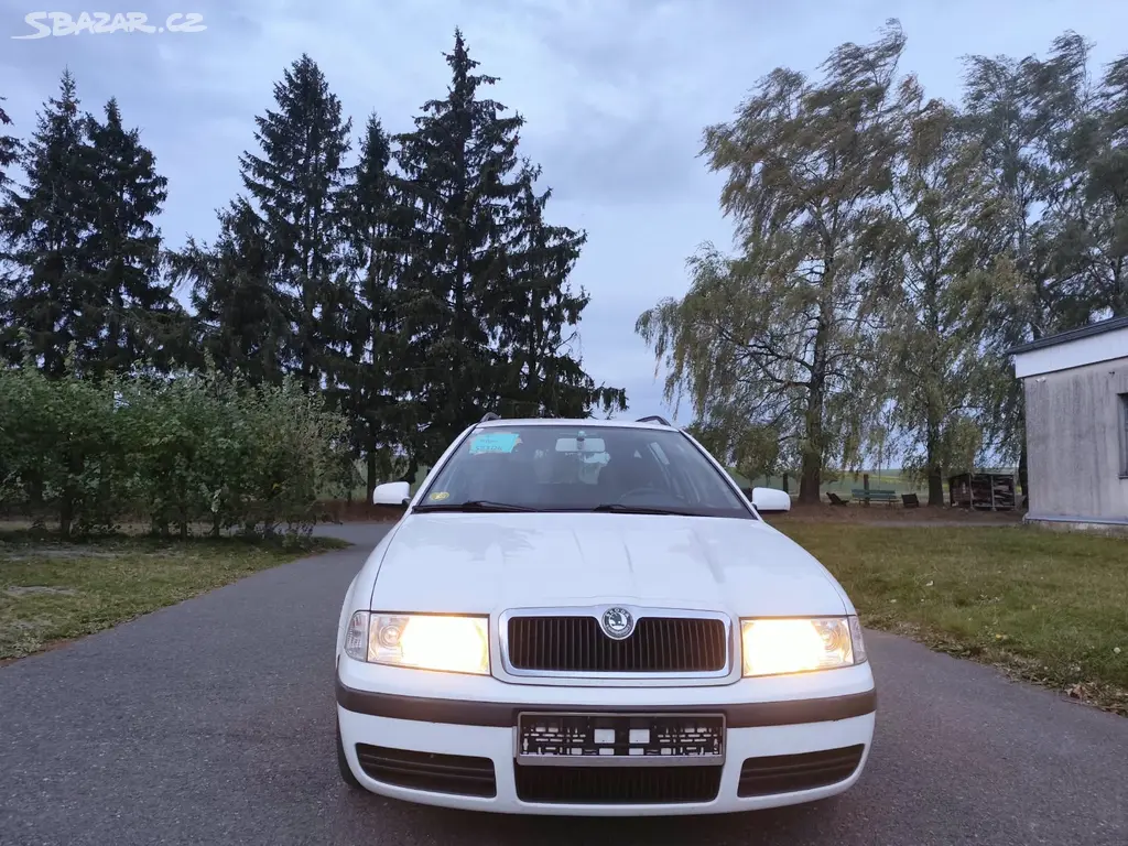 Skoda Octavia 1.9ttd - fotka 2