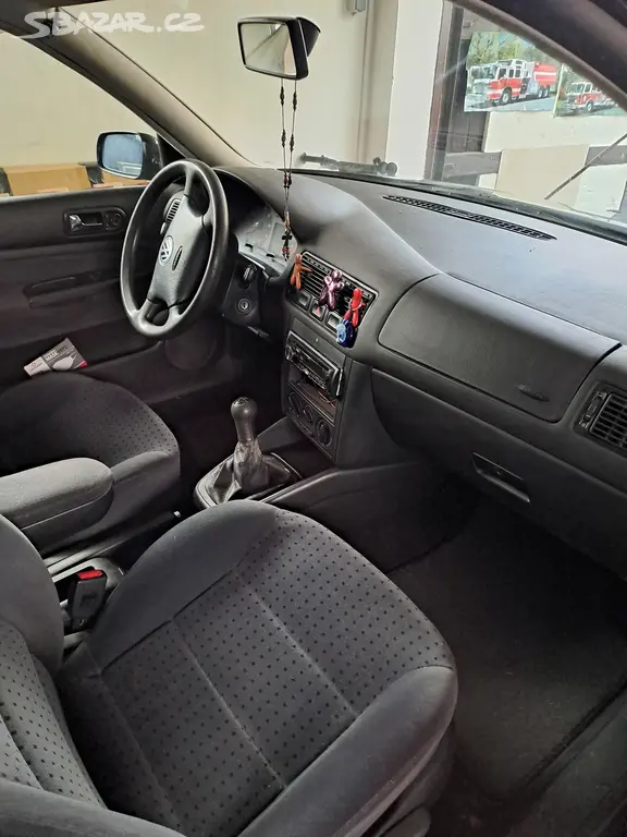 Volkswagen golf 4 - fotka 5