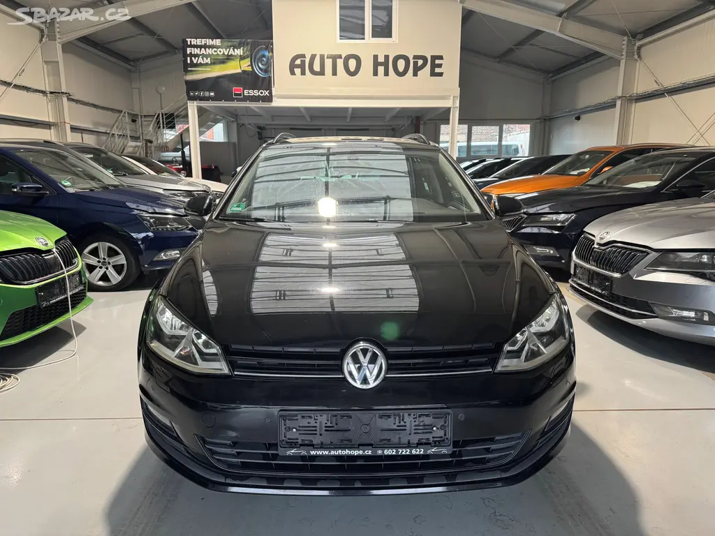 Volkswagen Golf, Variant 1,6 TDi Cup - fotka 2