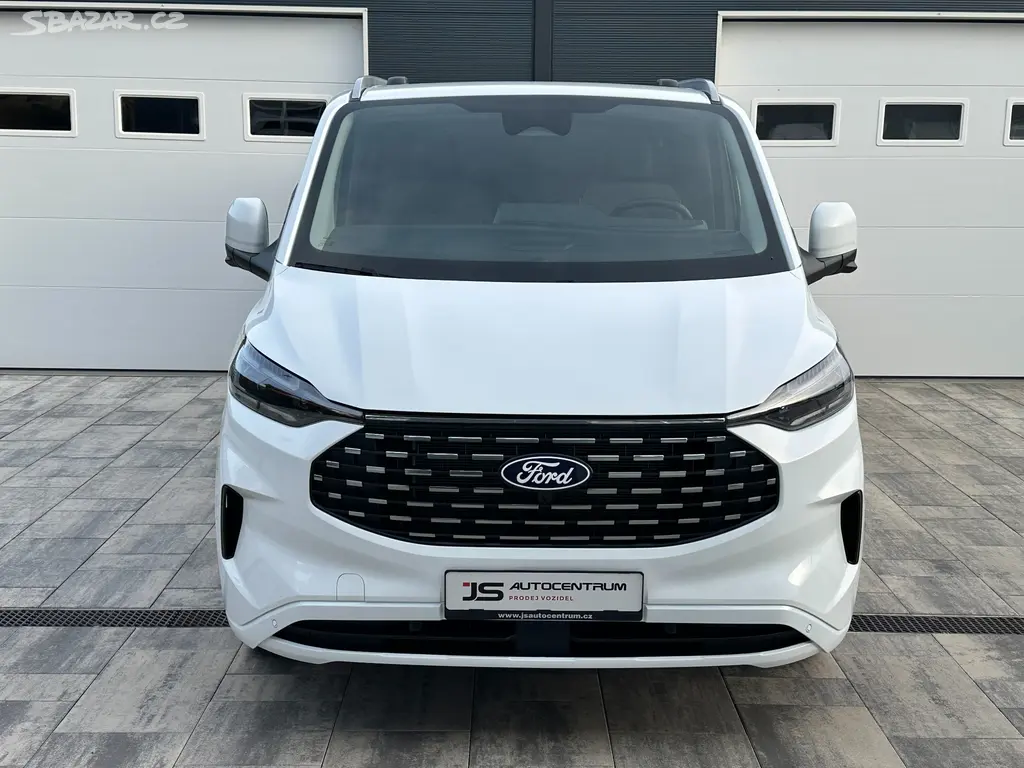 Ford Tourneo Custom 2.0 170PS L2 TitaniumX A/T 4x4 - fotka 2