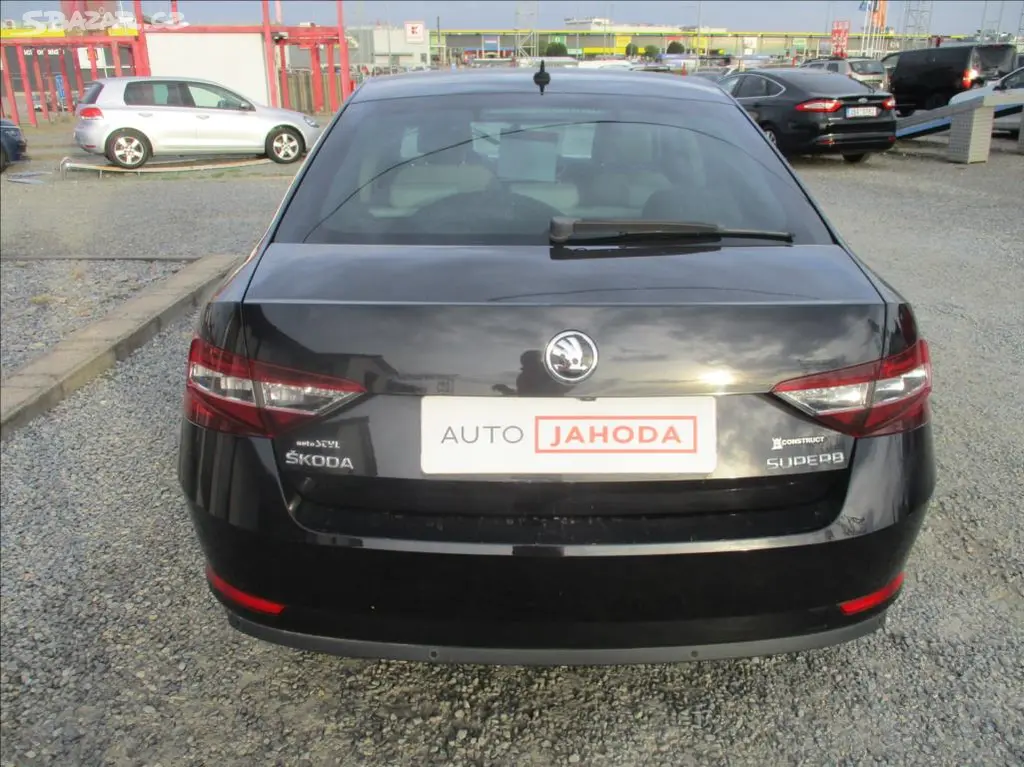 Škoda Superb, 2,0 TDI, L&K,serv.historie,CZ - fotka 6