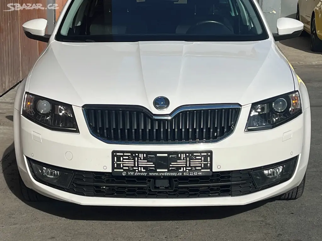 Škoda OCTAVIA 1,8 TSi DSG - fotka 3