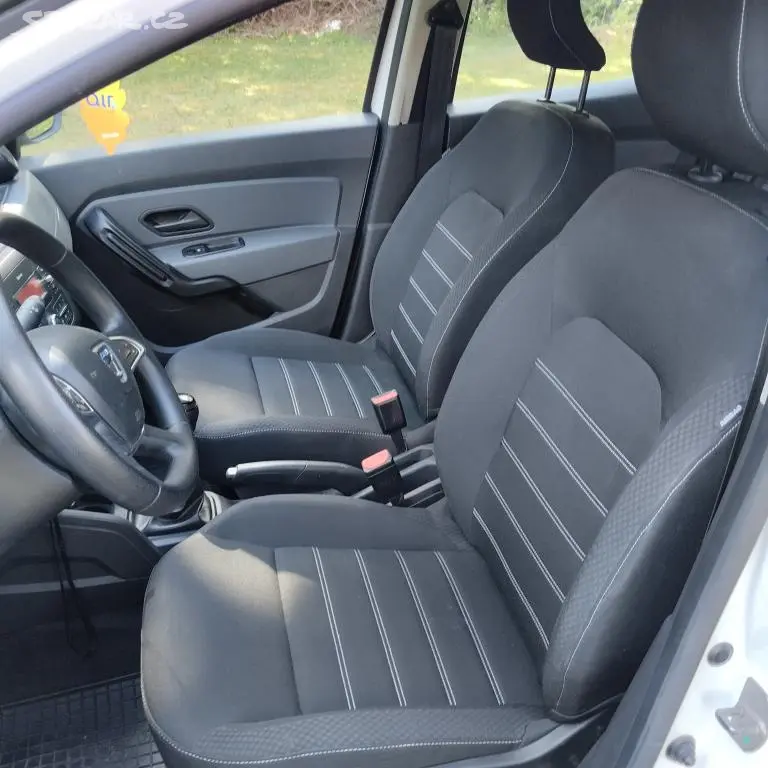 Dacia DUSTER 2019 1,6 84KW benzin - fotka 4