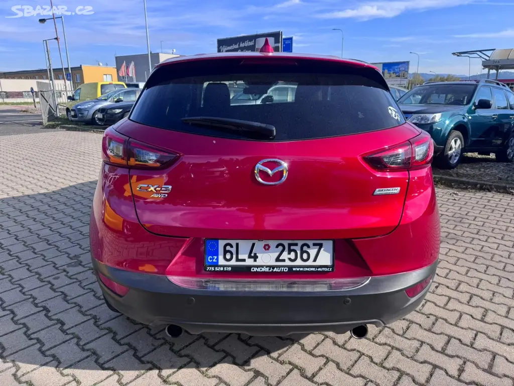 Mazda CX-3, 2,0i 110 KW TOP REVOLUTION 4X4 - fotka 5